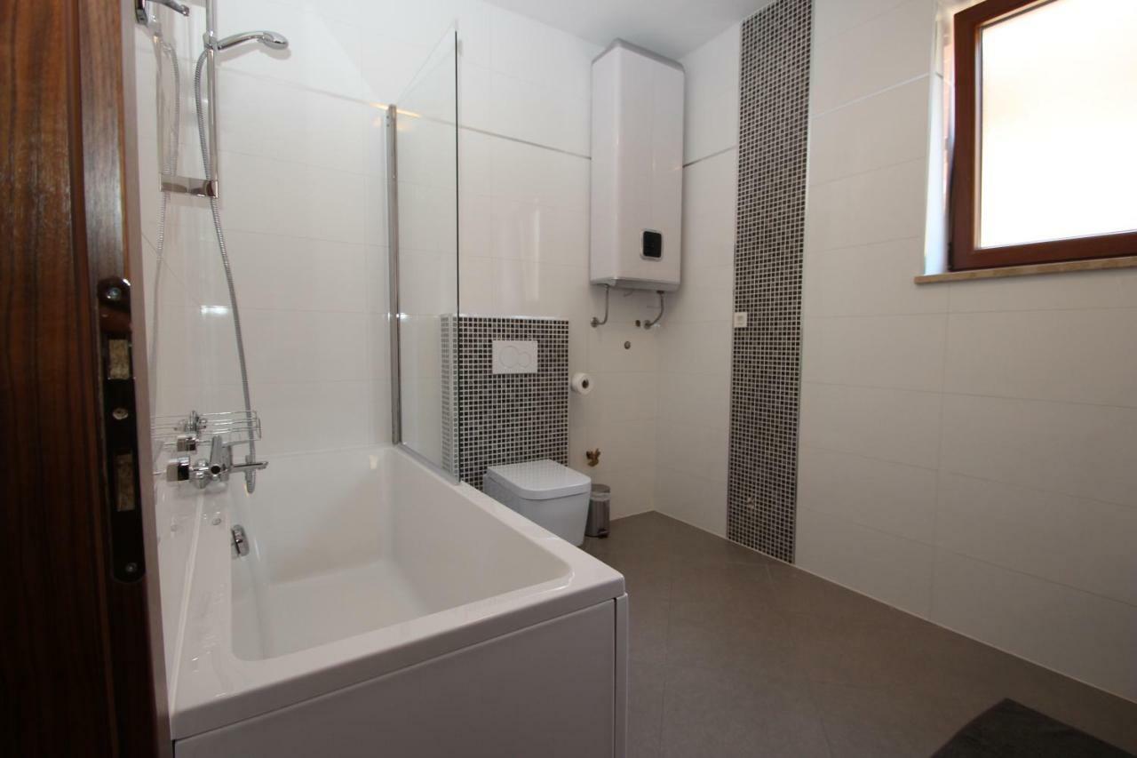 Villa Dora Vabriga Tar-Vabriga Ngoại thất bức ảnh